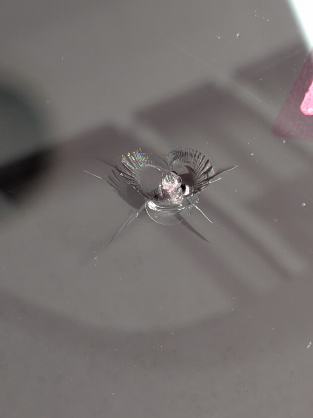 ウイングロード1.3cmのひび割れ
