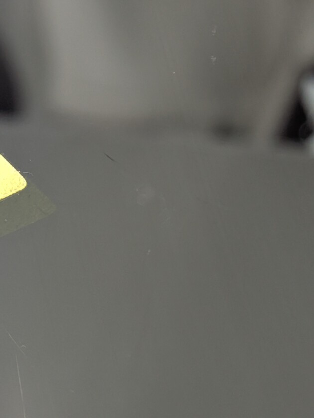 ジャガーXF1.6cmのひび割れ
