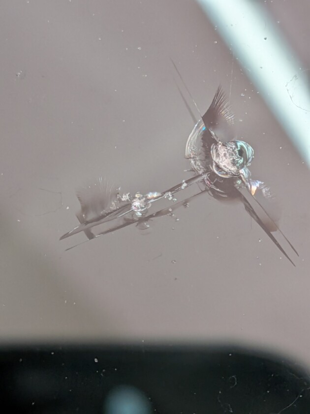 NBOX1.7cmのひび割れ