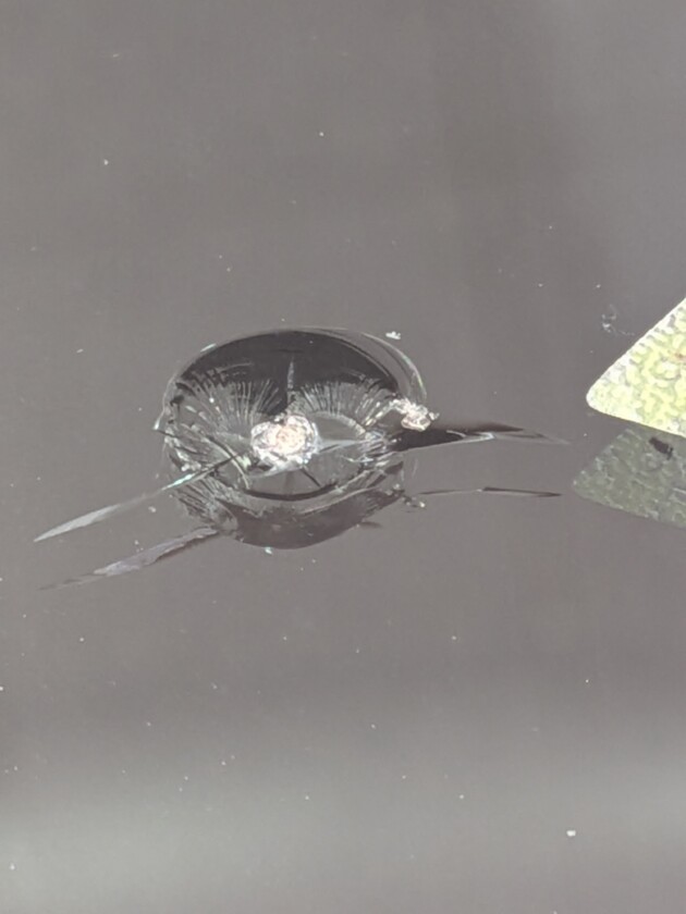 ハイエース1.8cmのひび割れ