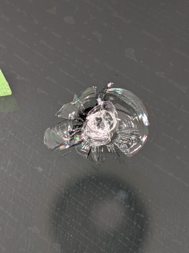 アルファード1.7cmのひび割れ