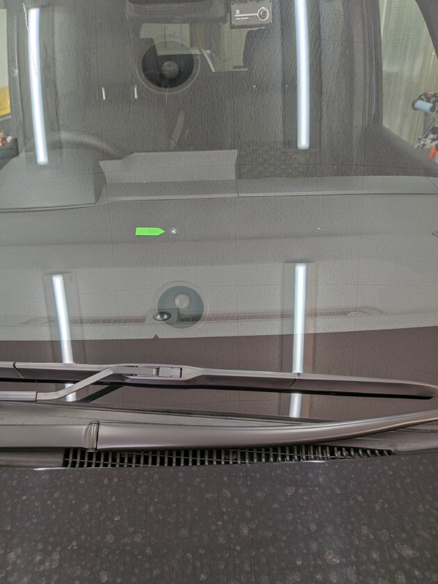 ヴォクシー2.3cmのひび割れ