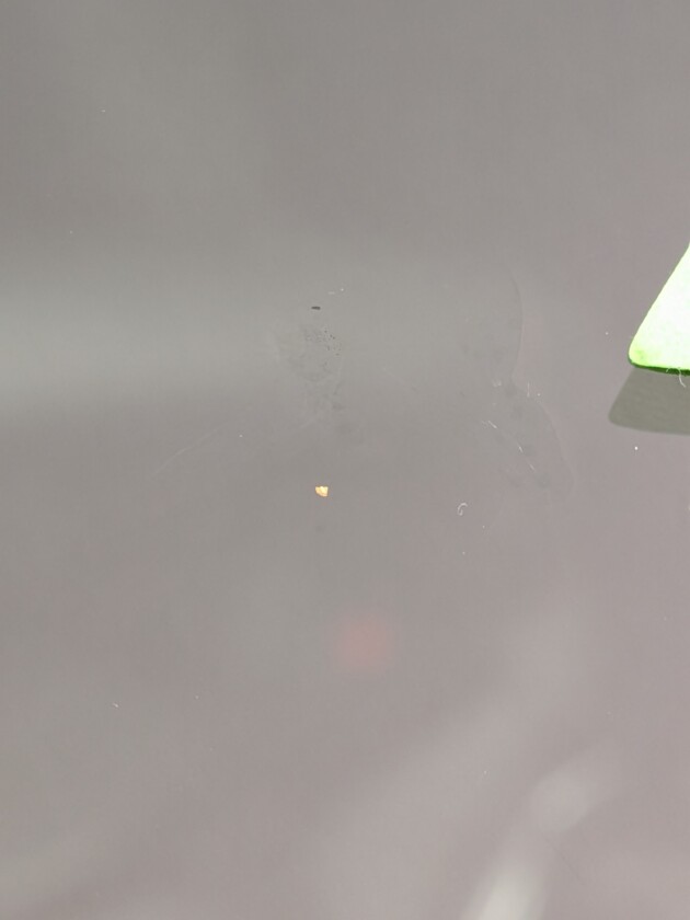 ZR-V2つのひび割れ