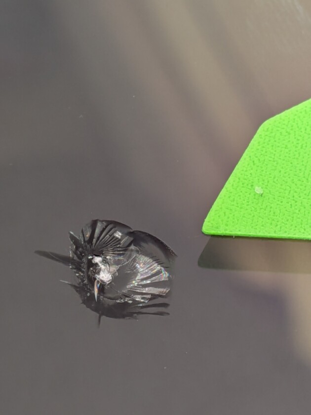 ハリアー1.5cmのひび割れ