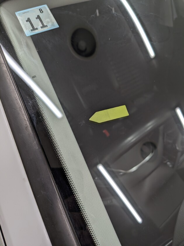 パサート2.3cmのひび割れ