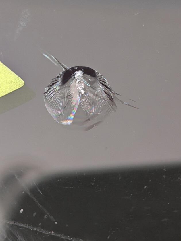 エクストレイル2.1cmのひび割れ