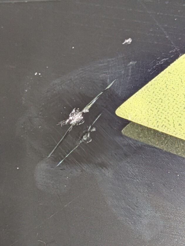 レジアスエース1cmのひび割れ