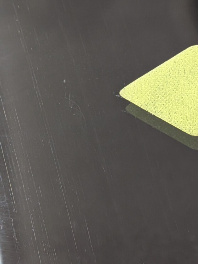 ステップワゴン1.8cmのひび割れ