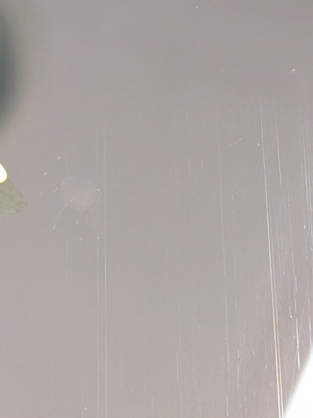 ヴォクシー9mmのひび割れ