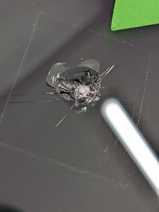 プリウス直径2.7cmのひび割れ