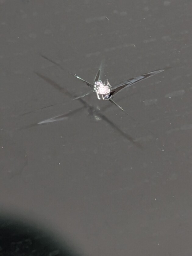 ヴェルファイア1.2cmのひび割れ