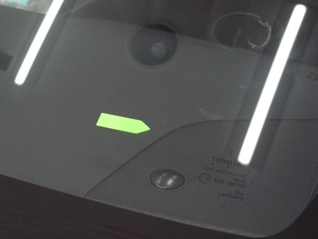 プリウス2つのひび割れ