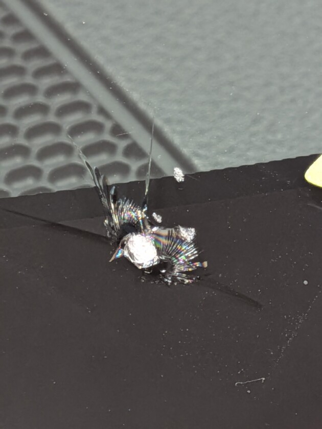 クロストレック2cmのひび割れ