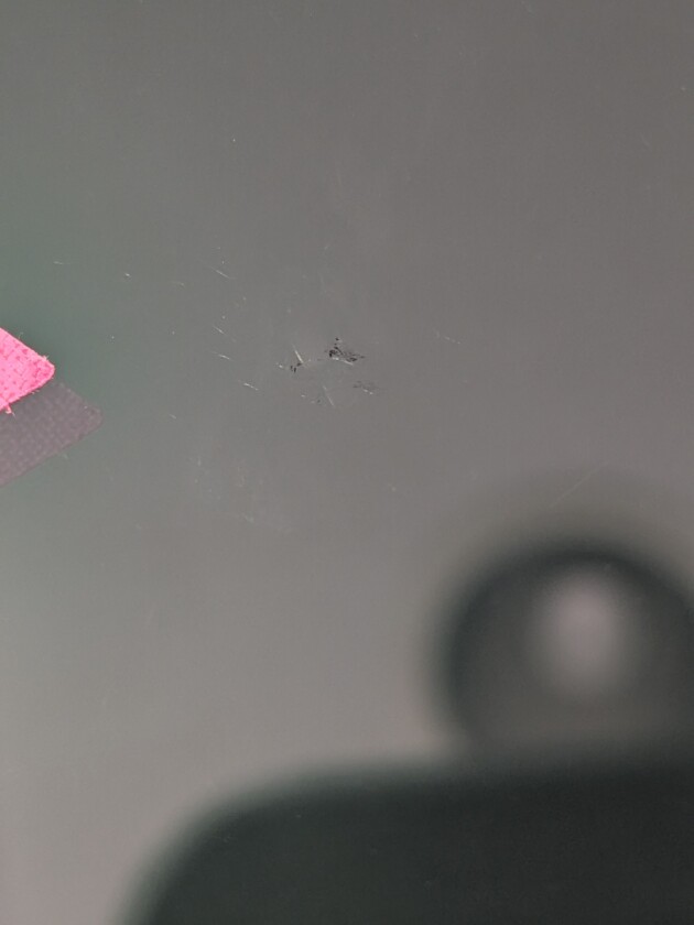 ヴェルファイア1.5cmのひび割れ