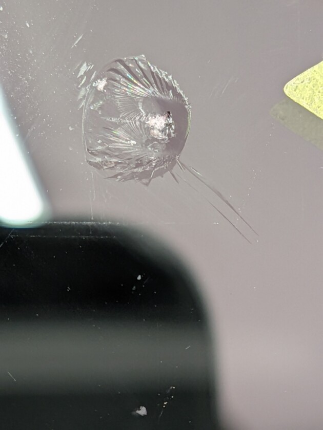 フレアワゴン1.5cmのひび割れ