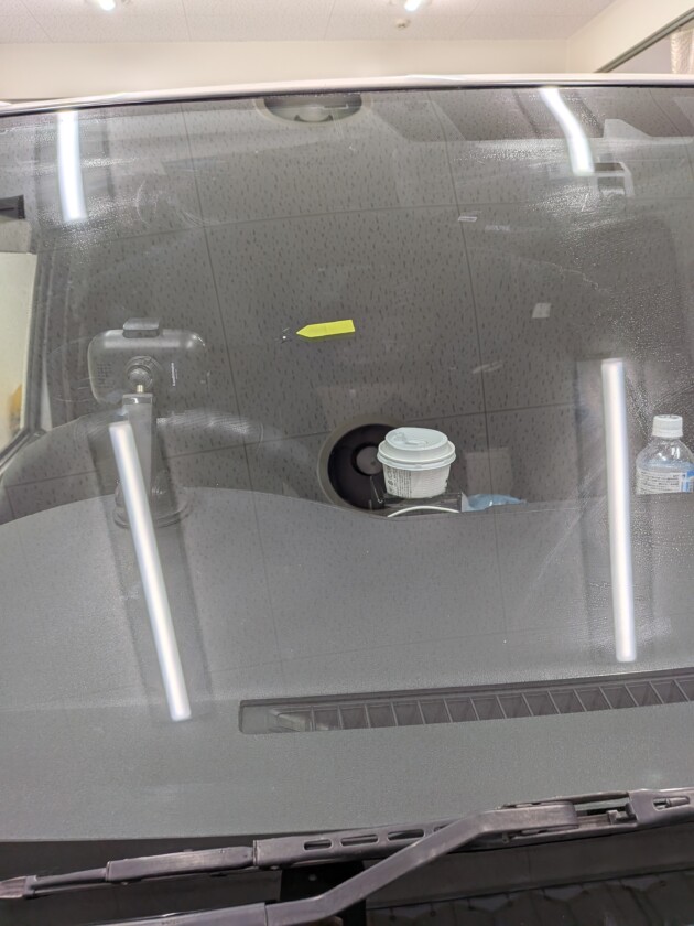 ハイエース1.5cmと1cmのひび割れ