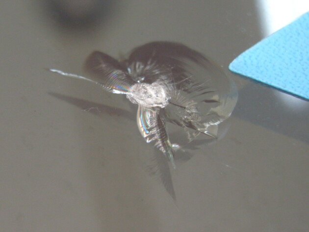 BMW523i フロントガラス修理