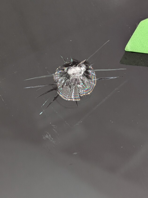 プラド2.7cmのひび割れ