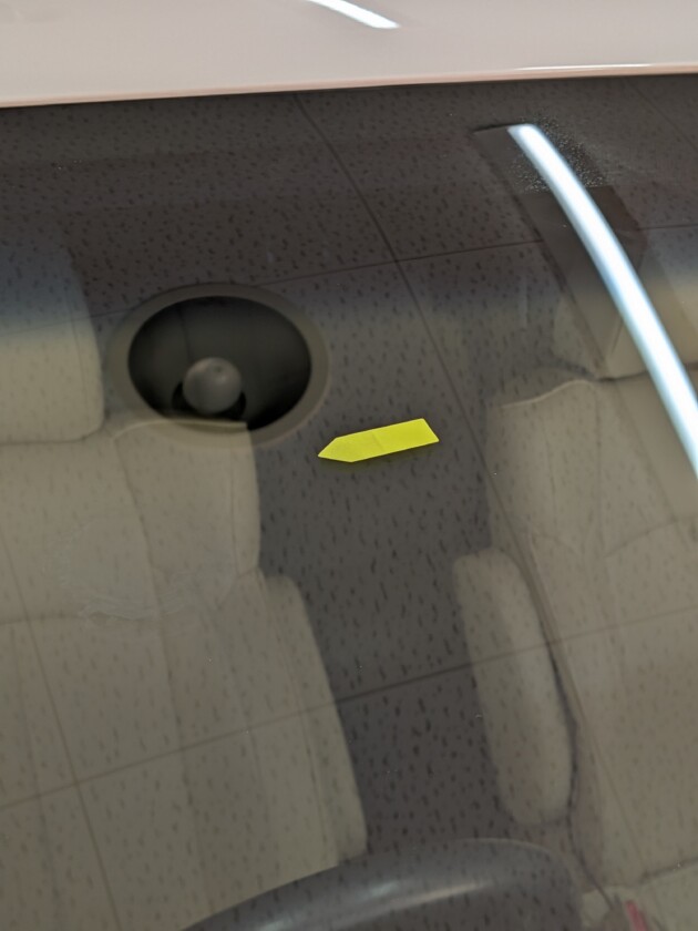 アルファード1.3cmのひび割れ