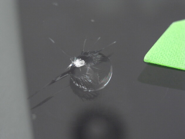 ハイエース1.9cmのひび割れ