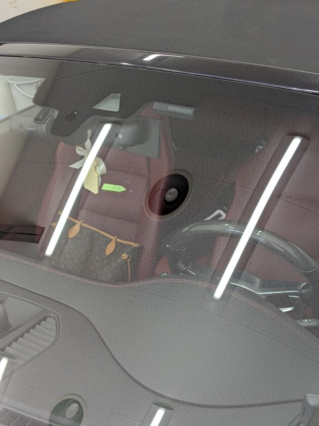 ポルシェ911カレラ1.4cmのひび割れ