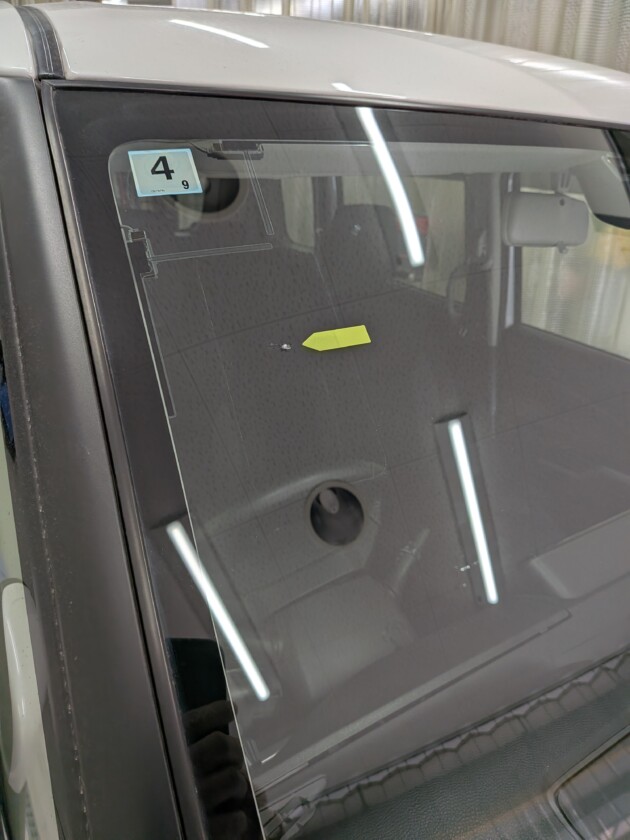 ソリオ1.6cmのひび割れ