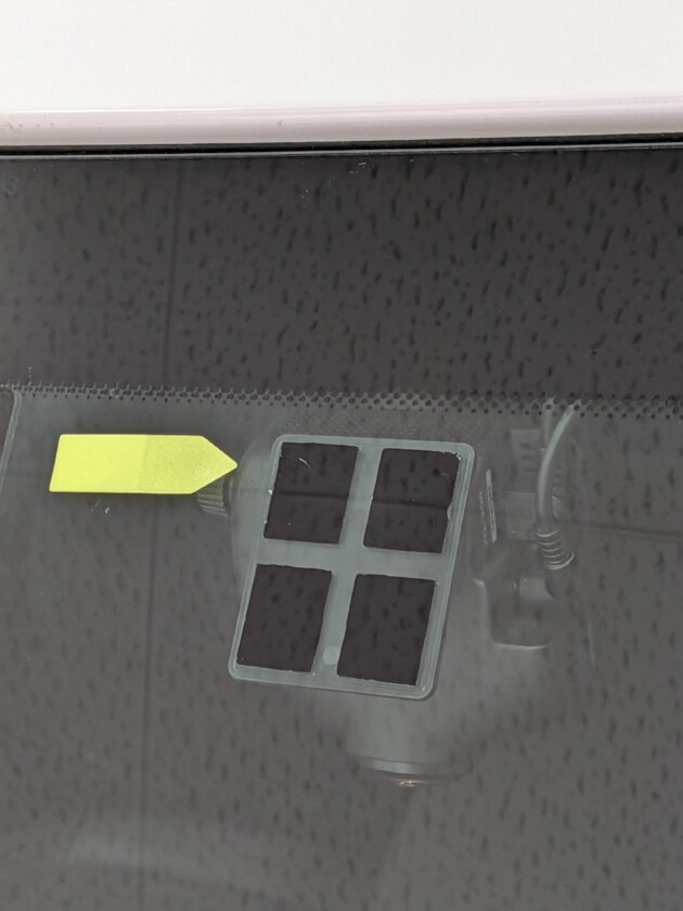 BMWX3ひび割れ2cm