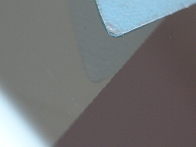 トヨタカローラツーリング フロントガラス 飛び石