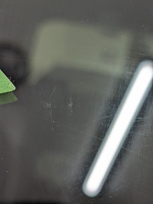 Nbox1.7cmのひび割れ