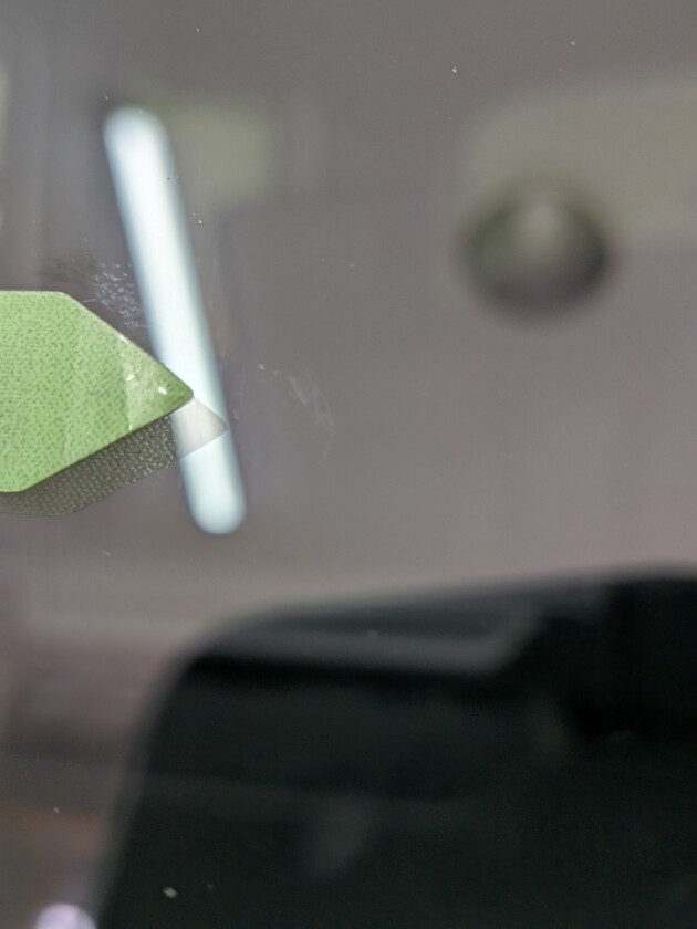 NBOX1.7cmのひび割れ