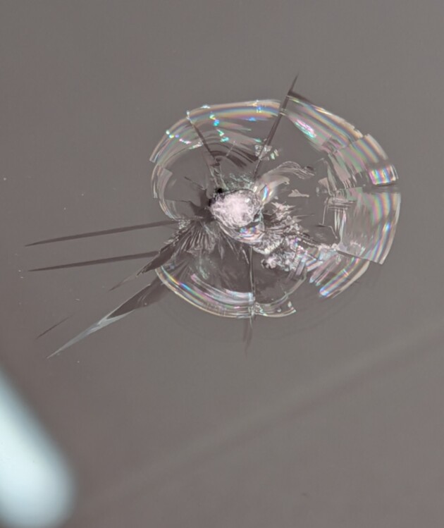 ハイゼットトラック1.7cmのひび割れ