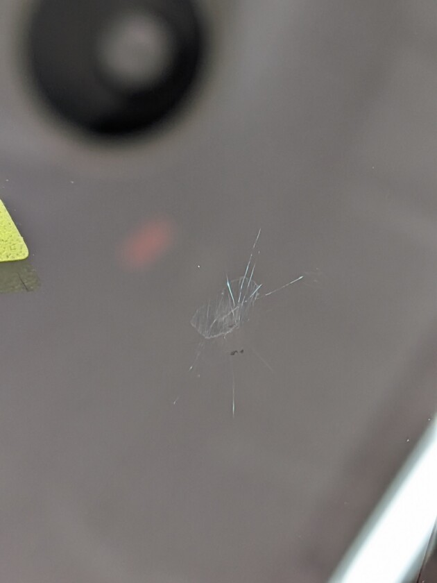GLA2.5cmのひび割れ