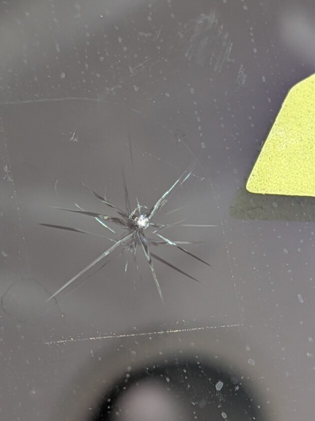 ヴォクシー2cmのひび割れ