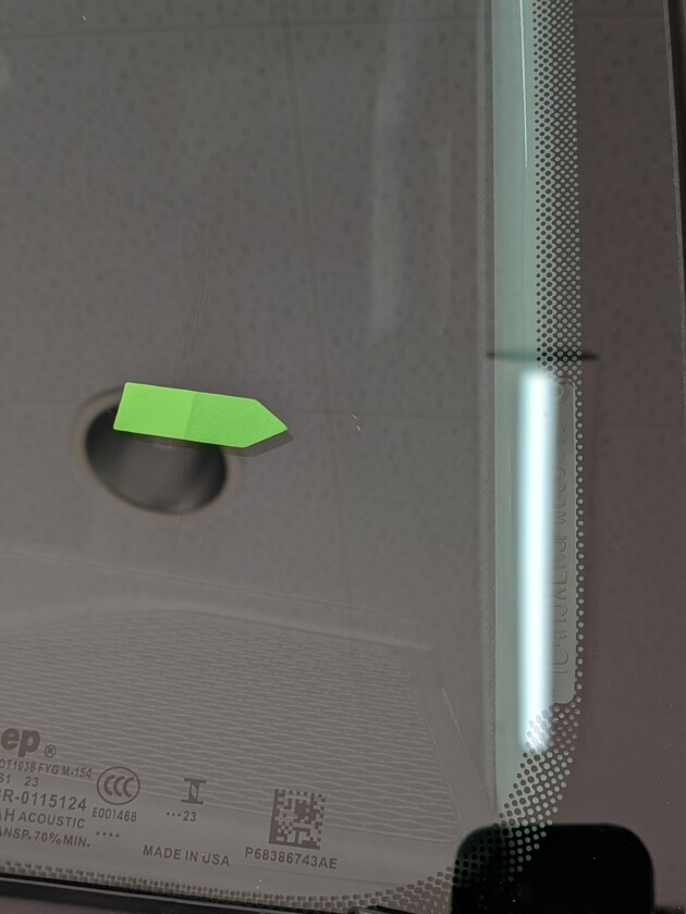 ジープラングラー2.4cmのひび割れ