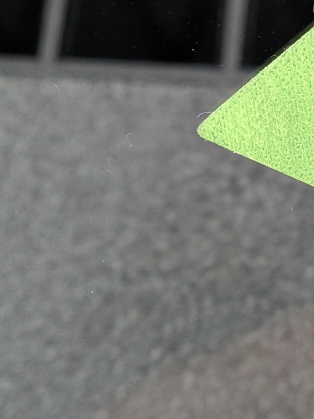 ハイエース3か所のひび割れ修理