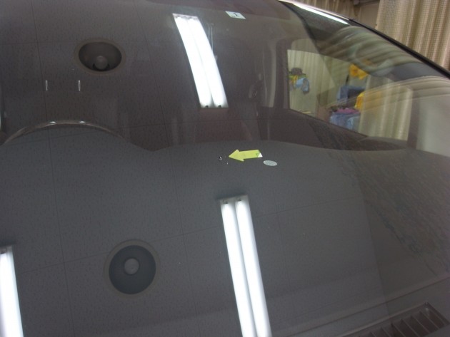 フロント ガラス 飛び石