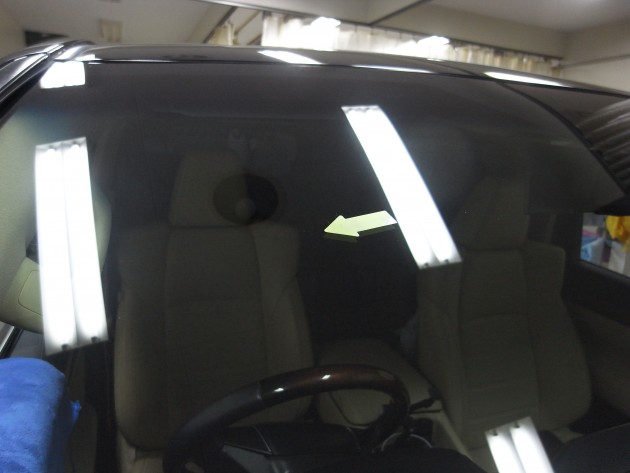 フロント ガラス リペア