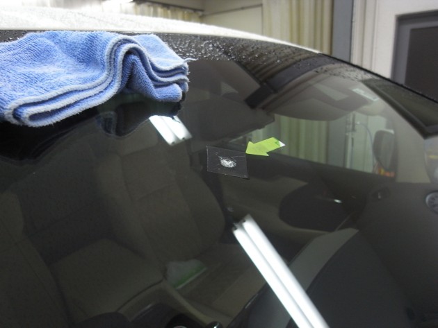 フロント ガラス 飛び石