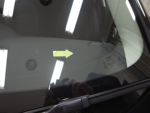 フロント ガラス リペア