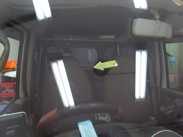 フロント ガラス リペア