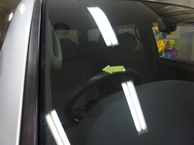 フロント ガラス リペア