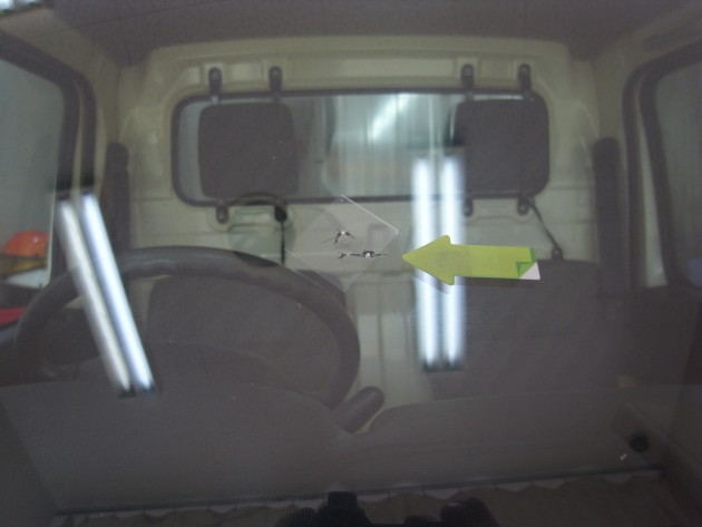 フロントガラス 飛び石