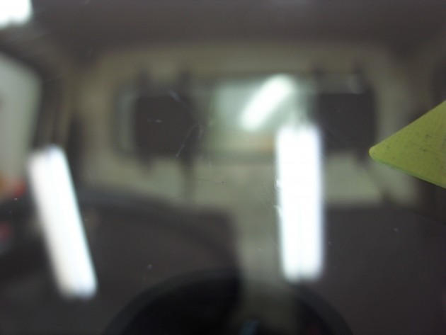 フロント ガラス リペア