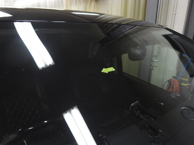 フロント ガラス リペア