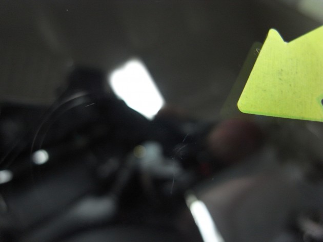 フロント ガラス リペア