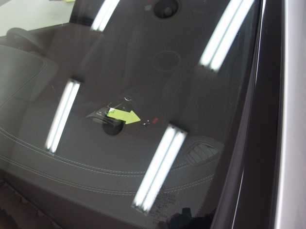 フロント ガラス 飛び石