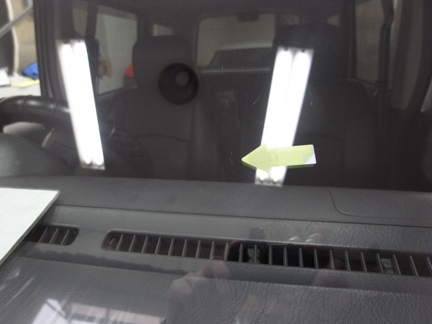 フロント ガラス リペア