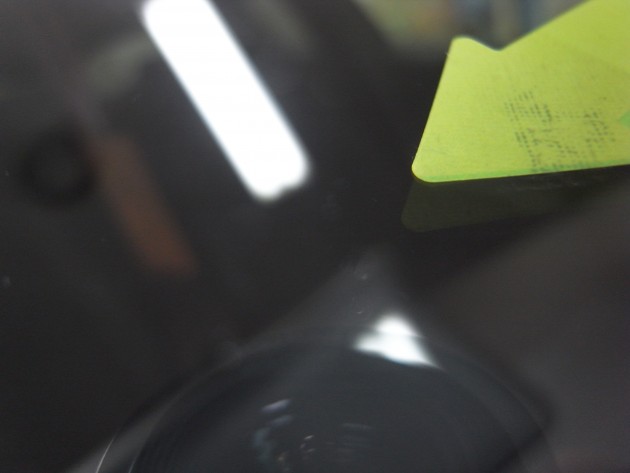 ウインドウ ガラス 飛び石 補修