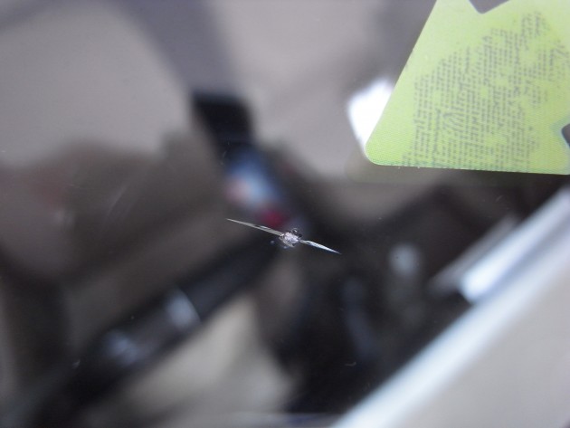 フロントガラス 飛び石