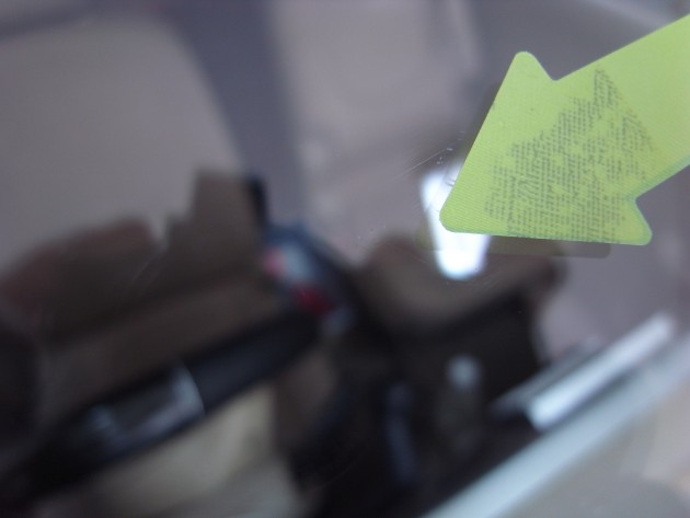 フロントガラス リペア